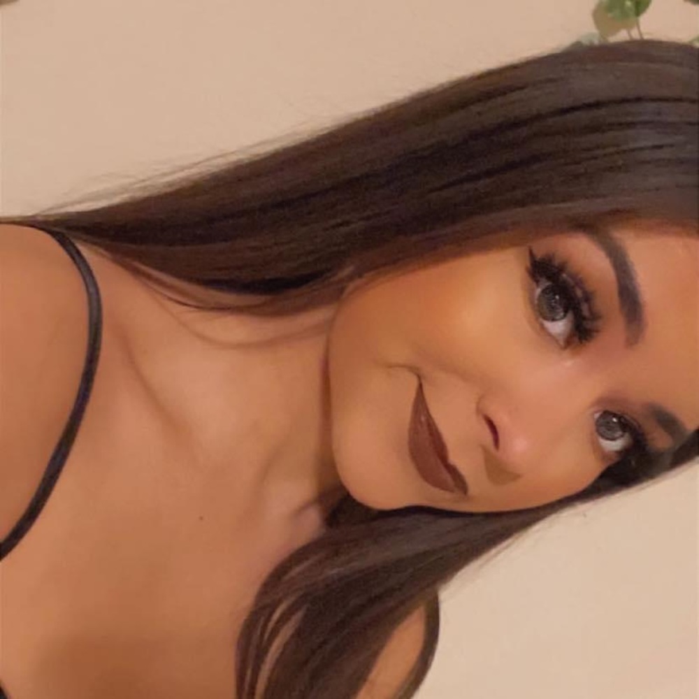 Meet your Posher, Caitlin